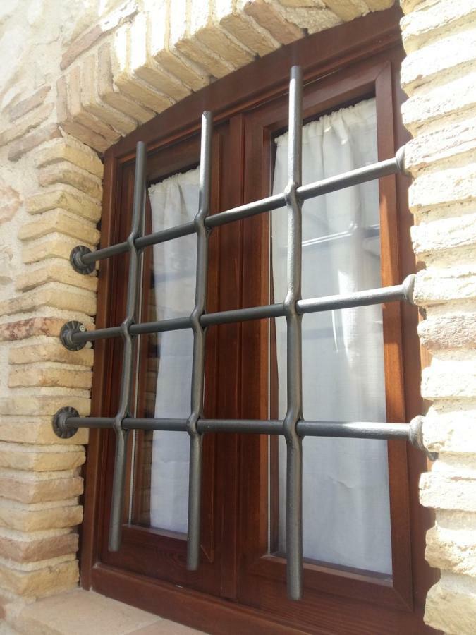 Picchio&Pinocchio Guest House Сульмона Экстерьер фото